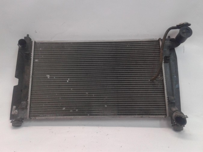 Radiador de Agua TOYOTA AVENSIS 2004