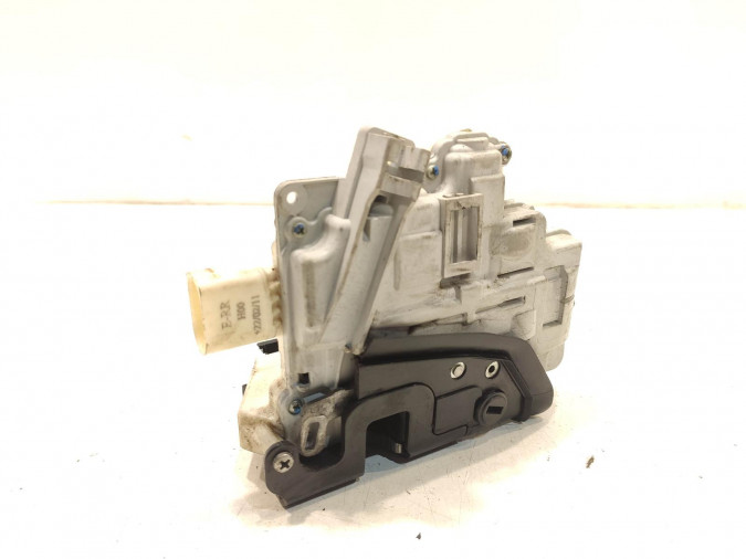 CERRADURA PUERTA TRASERA DERECHA SEAT EXEO 2011
