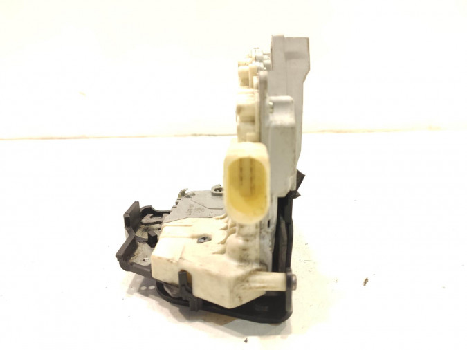 CERRADURA PUERTA TRASERA DERECHA SEAT EXEO 2011