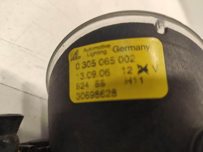 FARO ANTINIEBLA DELANTERO DERECHO VOLVO C70 39020