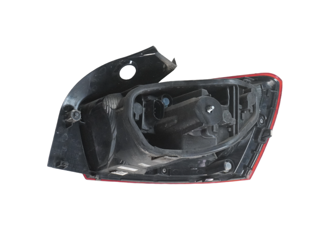 PILOTO TRASERO IZQUIERDO EXTERIOR SEAT IBIZA 2014