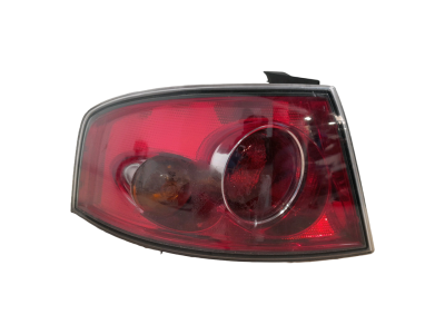 PILOTO TRASERO IZQUIERDO EXTERIOR SEAT IBIZA ROJO AMBAR 2002