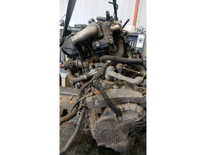 MOTOR OPEL ZAFIRA 2009