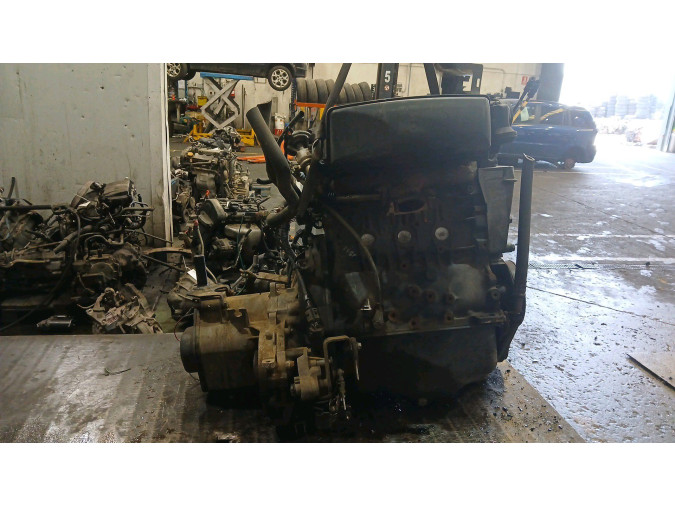 Motor VOLKSWAGEN POLO 2001