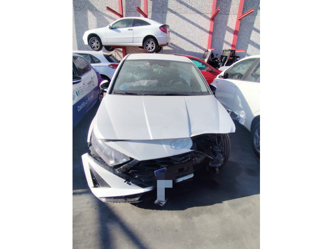 HYUNDAI I20 AÑO 2024. 23.143KM