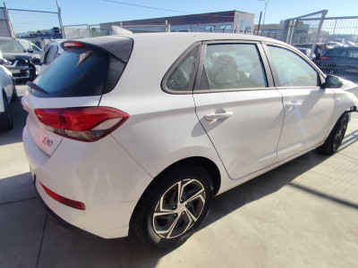 HYUNDAI I30 AÑO 2021