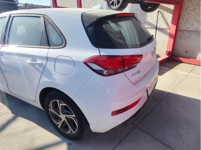 HYUNDAI I30 AÑO 2021