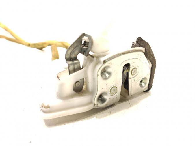 CERRADURA PUERTA DELANTERA IZQUIERDA MAZDA 3 2009