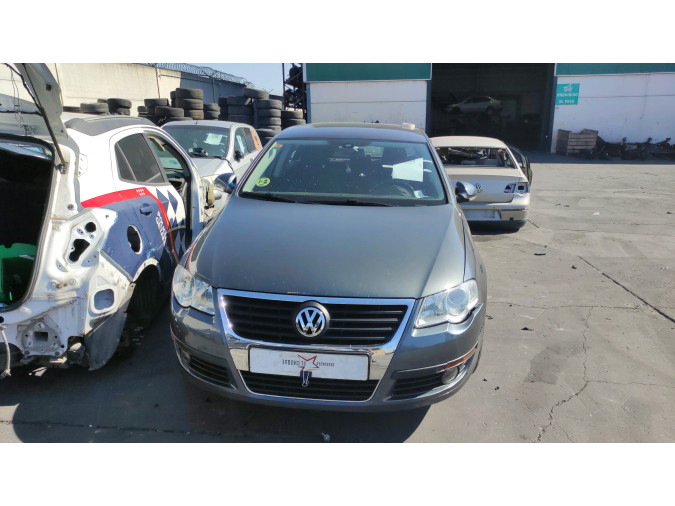 MANGUETA TRASERA DERECHA VOLKSWAGEN PASSAT 2009