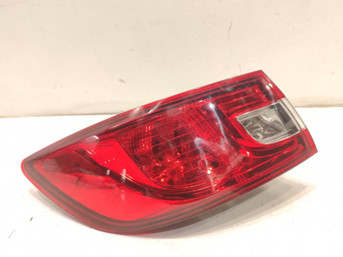PILOTO TRASERO IZQUIERDO EXTERIOR RENAULT CLIO 2016
