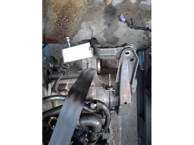 CAJA CAMBIOS SEAT IBIZA 1994