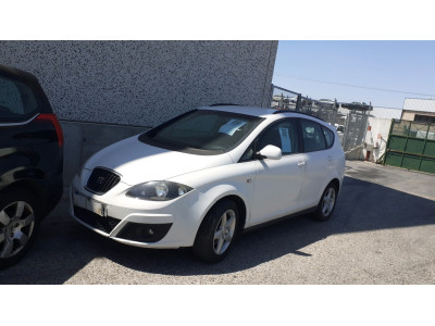 PARAGOLPES TRASERO SEAT ALTEA XL 2010