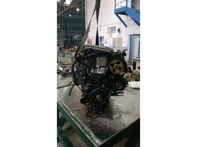 Motor PEUGEOT 206 2003