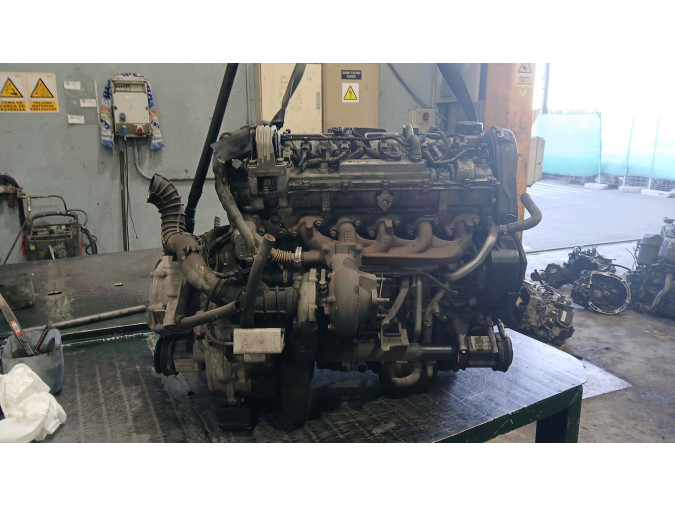 MOTOR CON ACCESORIOS Y CAJA DE CAMBIOS VOLVO S60 2002