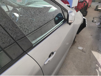PUERTA DELANTERA DERECHA RENAULT SCENIC 2014