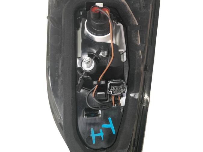 PILOTO TRASERO IZQUIERDO INTERIOR RENAULT ESPACE 2018