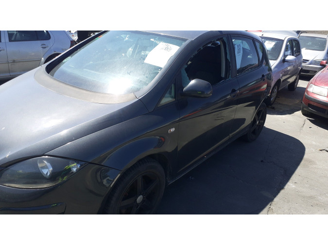 ASIDERO PUERTA TRA.I SEAT ALTEA 2011