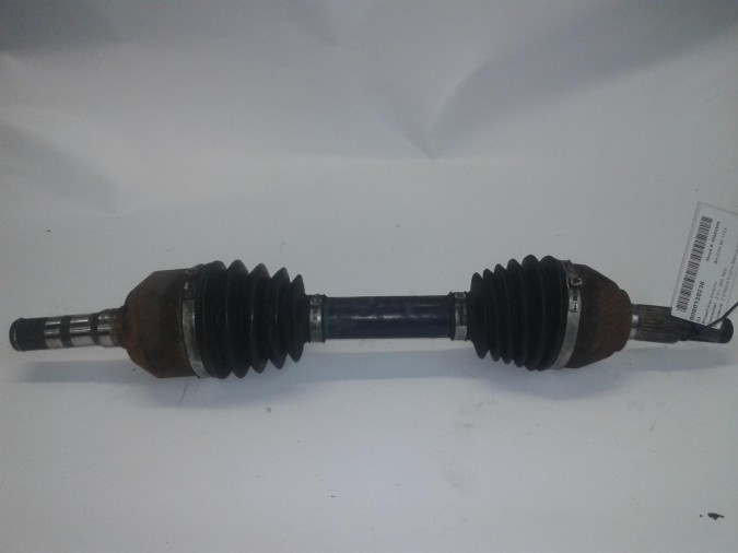 TRANSMISION DELANTERA DERECHA KIA CARNIVAL 2003