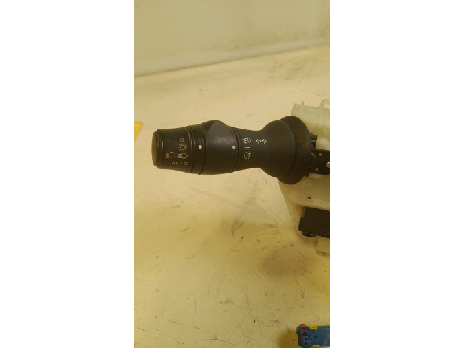 MANDO MULTIFUNCION RENAULT MÉGANE SCÉNIC 2015