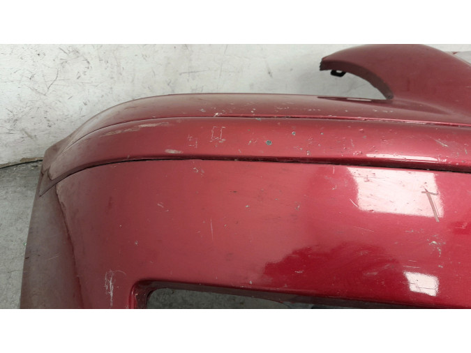 PARAGOLPES DELANTERO TOYOTA AVENSIS ROJO 2003