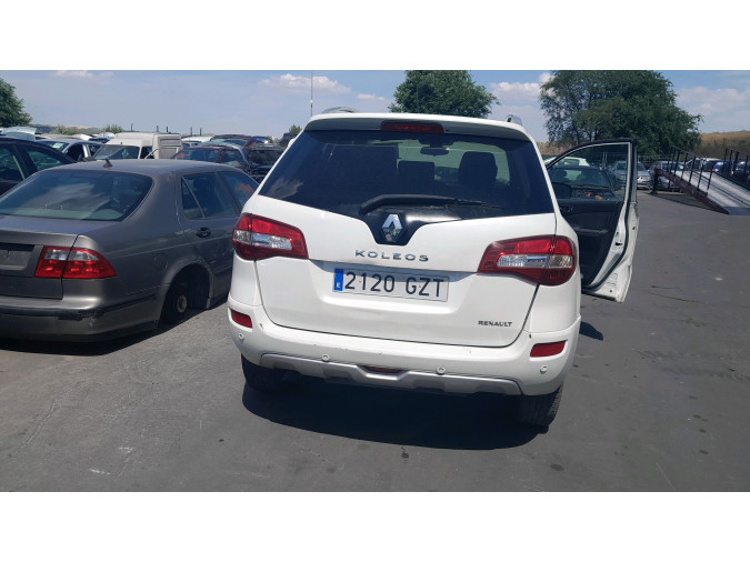 FARO ANTINIEBLA TRASERO IZQUIERDO RENAULT KOLEOS 2010