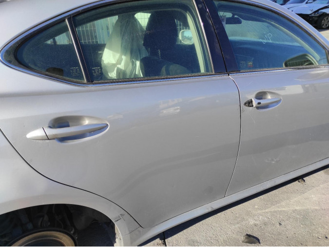 PUERTA TRASERA DERECHA LEXUS IS SERIES 2009