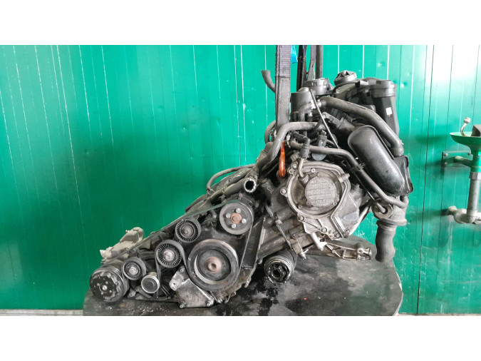 MOTOR CON ACCESORIOS Y CAJA DE CAMBIOS PEUGEOT EXPERT 2002