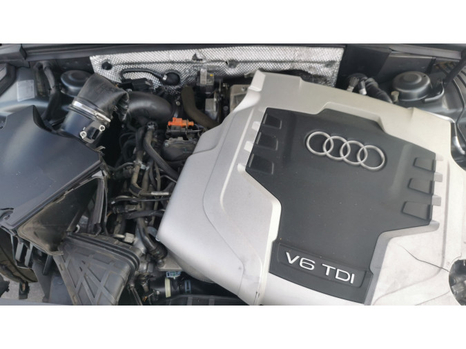 soporte porton trasero AUDI A5 2011