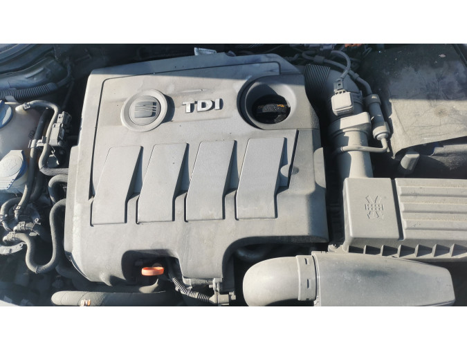LLANTA SEAT LEON 2010