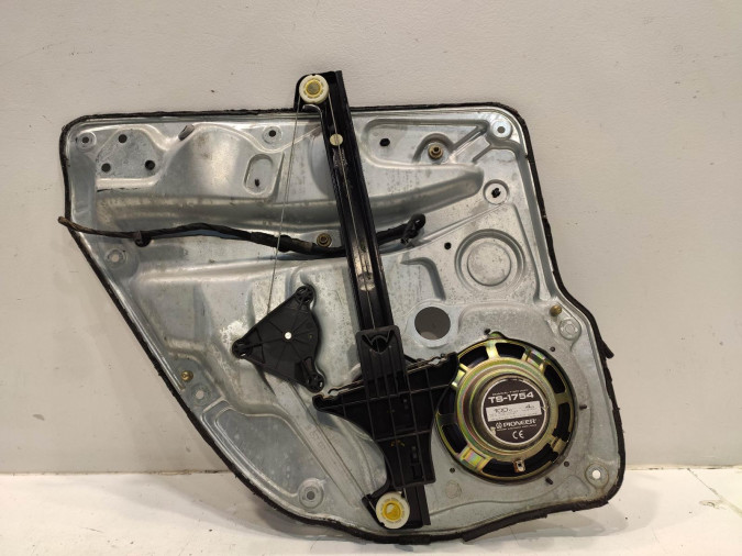 ELEVALUNAS TRASERO DERECHO HONDA CIVIC 2002