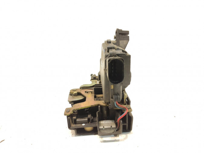 CERRADURA PUERTA DELANTERA DERECHA VOLKSWAGEN POLO 1997