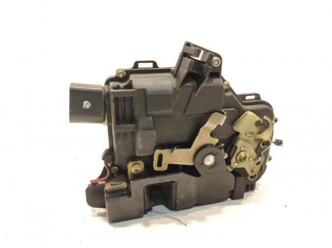 CERRADURA PUERTA DELANTERA DERECHA VOLKSWAGEN POLO 1997
