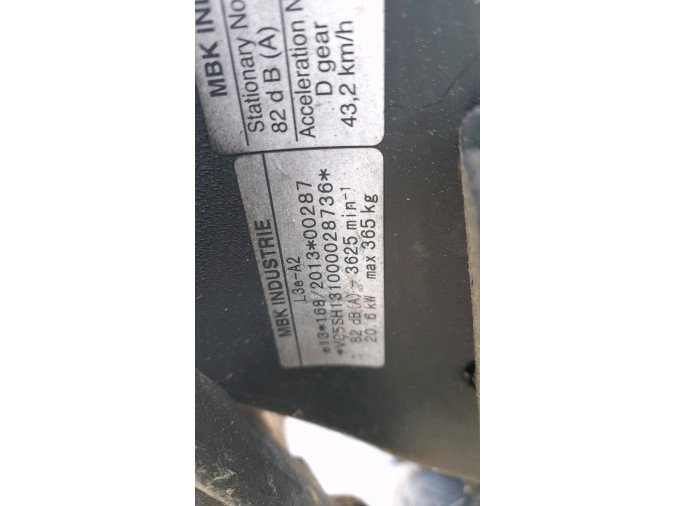 SOPORTE BAUL GIVI XMAX YAMAHA X-MAX 2019