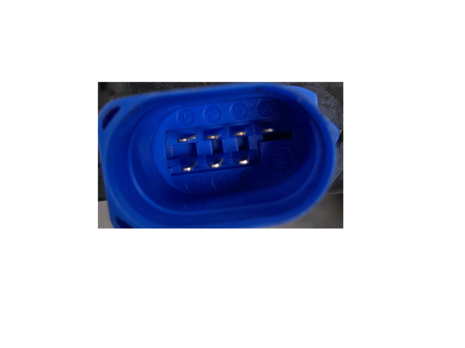 CERRADURA PUERTA TRASERA IZQUIERDA VOLKSWAGEN TOUAREG 2004