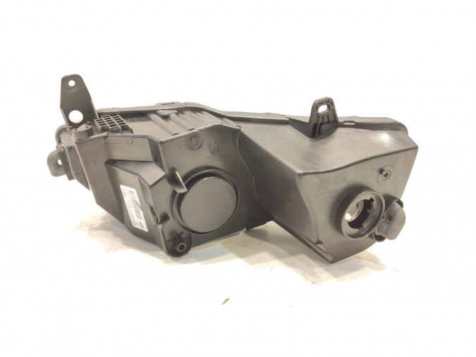 FARO ANTINIEBLA DELANTERO IZQUIERDO VOLKSWAGEN POLO 2015