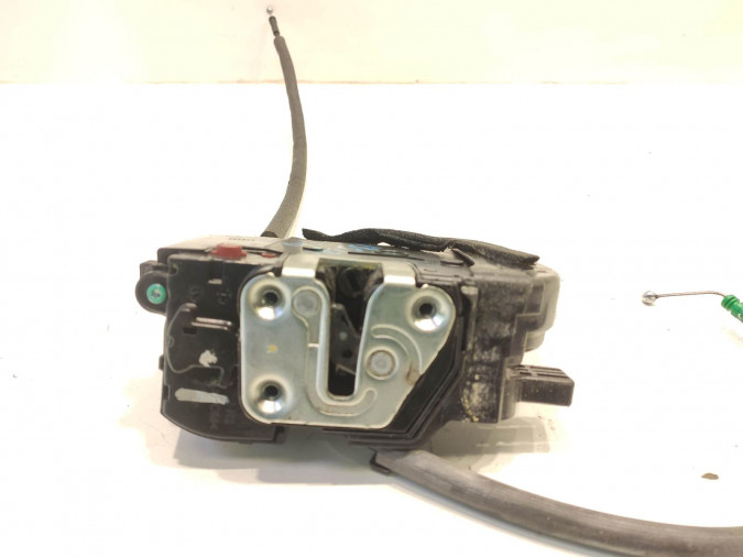 CERRADURA PUERTA TRASERA DERECHA KIA SPORTAGE 2011