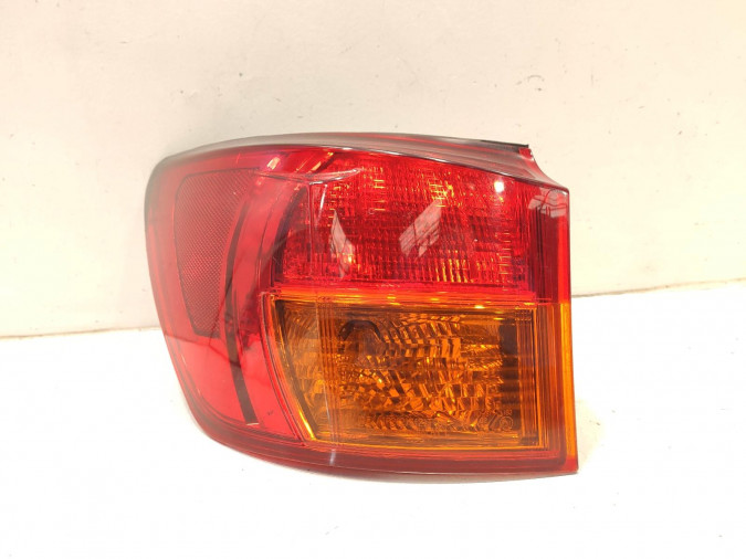 PILOTO TRASERO IZQUIERDO LEXUS IS SERIES 2007