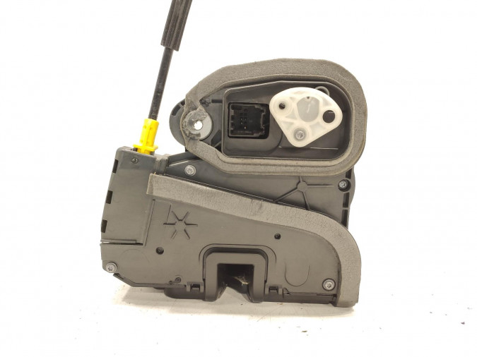 CERRADURA PUERTA DELANTERA DERECHA OPEL ASTRA 2019