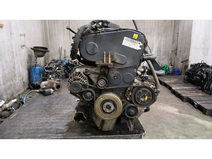 MOTOR CON ACCESORIOS Y CAJA DE CAMBIOS FIAT STILO 2003