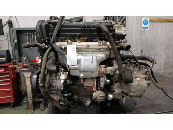 MOTOR CON ACCESORIOS Y CAJA DE CAMBIOS FIAT STILO 2003