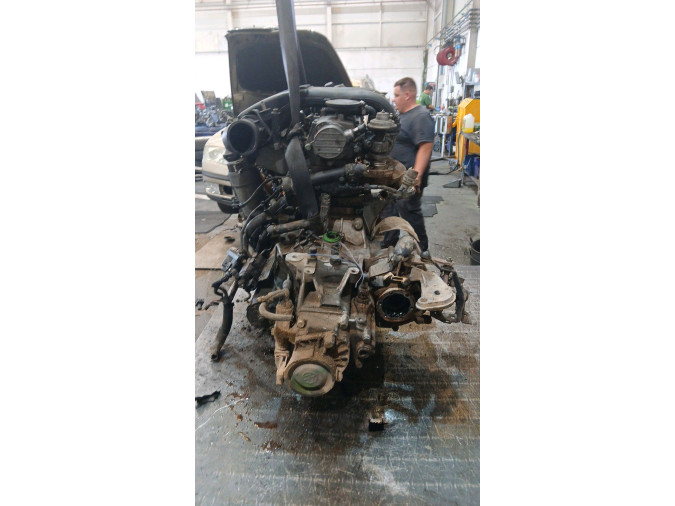 Motor PEUGEOT EXPERT 2001