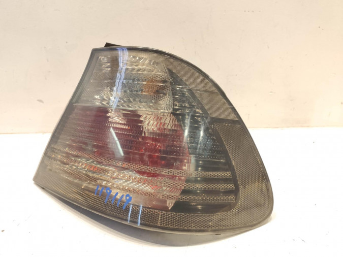 PILOTO TRASERO DERECHO BMW SERIE 3 2001