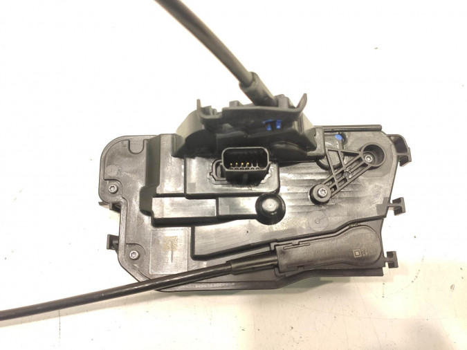 CERRADURA PUERTA TRASERA DERECHA FORD FIESTA 2021