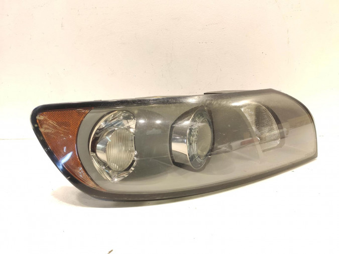 FARO DELANTERO DERECHO VOLKSWAGEN GOLF 2004