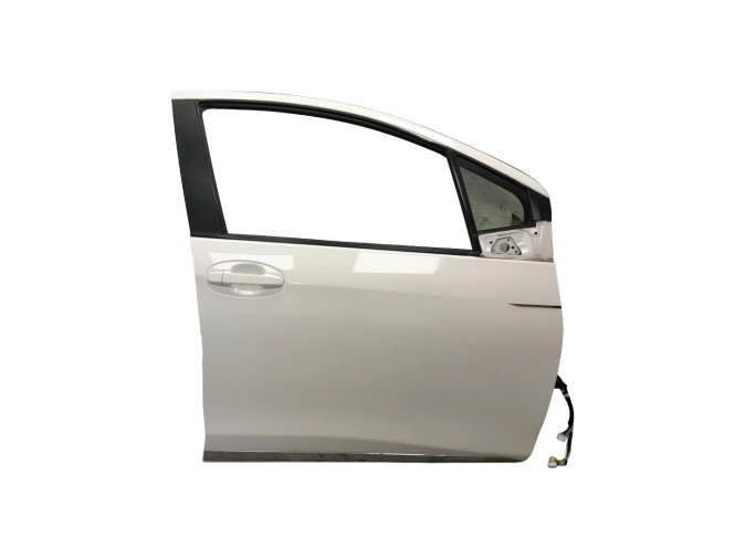 PUERTA DELANTERA DERECHA TOYOTA YARIS BLANCO 2019