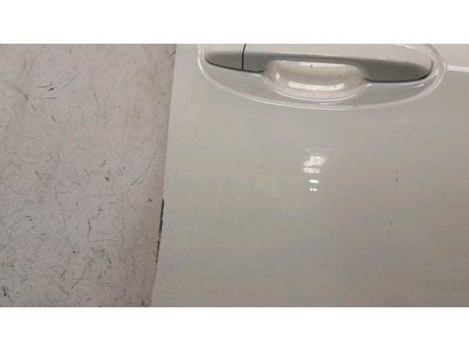 PUERTA DELANTERA DERECHA TOYOTA YARIS BLANCO 2019