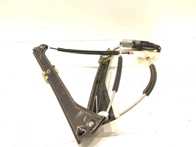 ELEVALUNAS DELANTERO IZQUIERDO VOLKSWAGEN POLO 2011