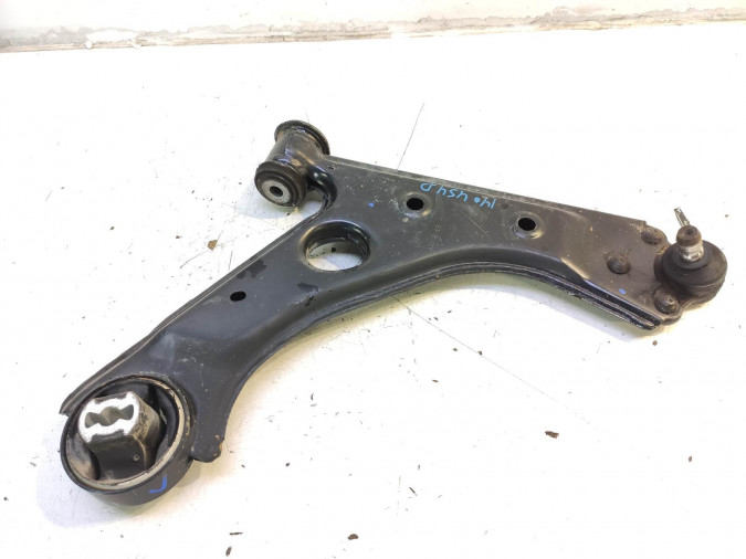 BRAZO SUSPENSION INFERIOR DELANTERO DERECHO PEUGEOT BIPPER 2014