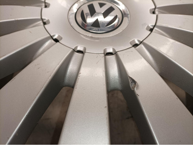 LLANTA SO VOLKSWAGEN PASSAT 2010