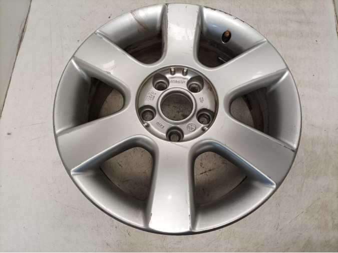 LLANTA SO VOLKSWAGEN GOLF 2009
